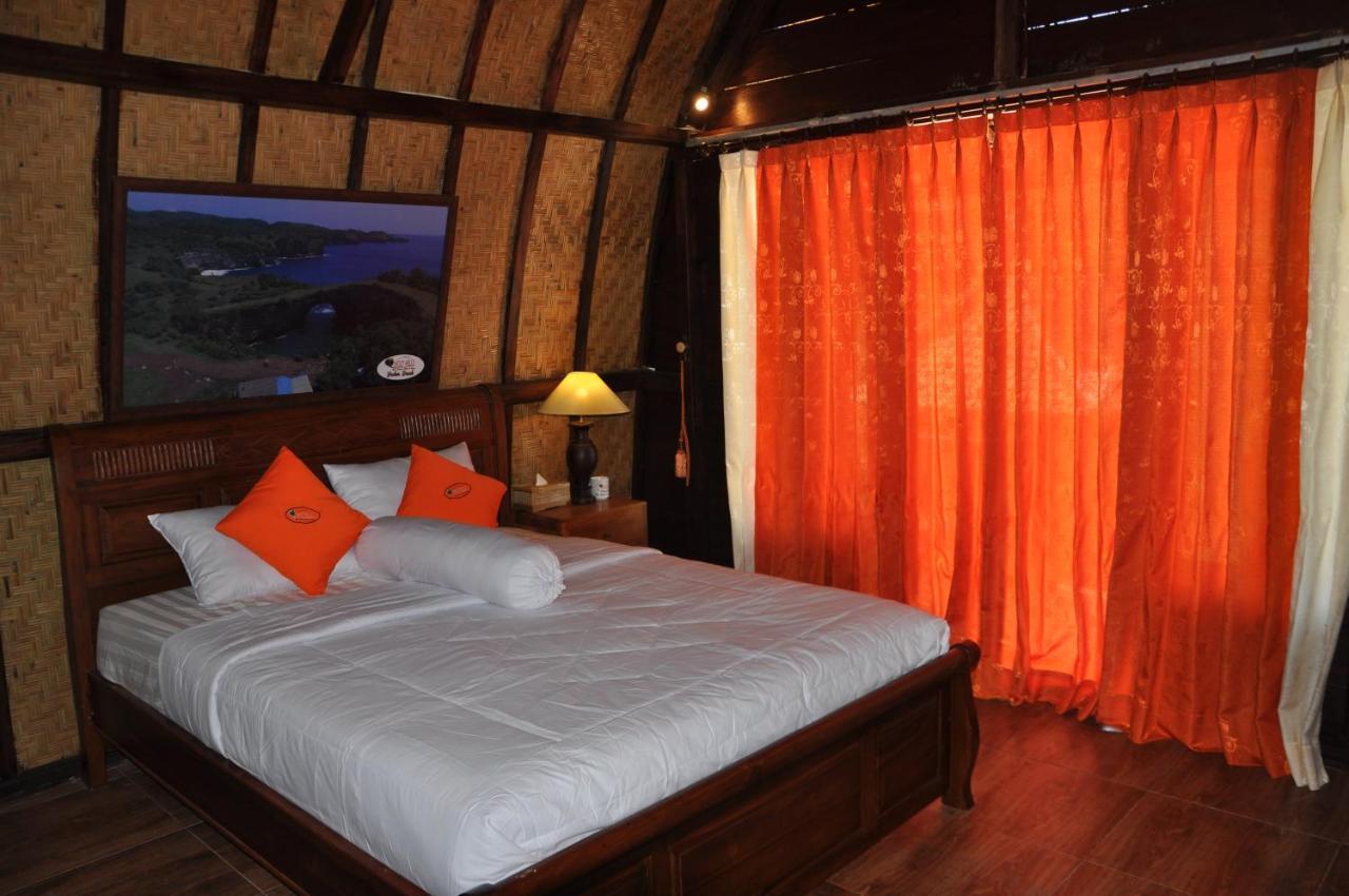 Holy Hills Bungalow Nusa Penida Batumadeg Buitenkant foto