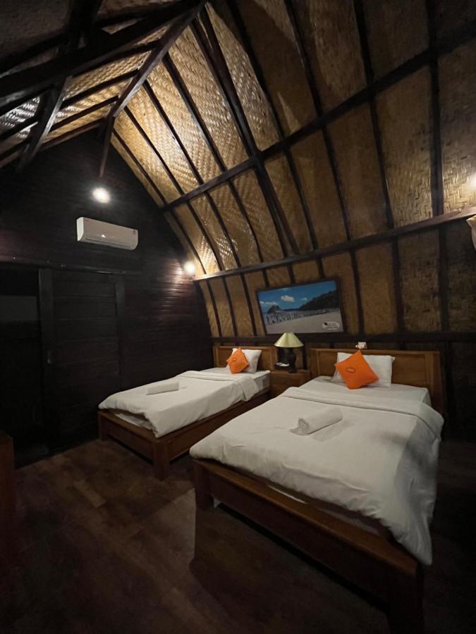 Holy Hills Bungalow Nusa Penida Batumadeg Buitenkant foto