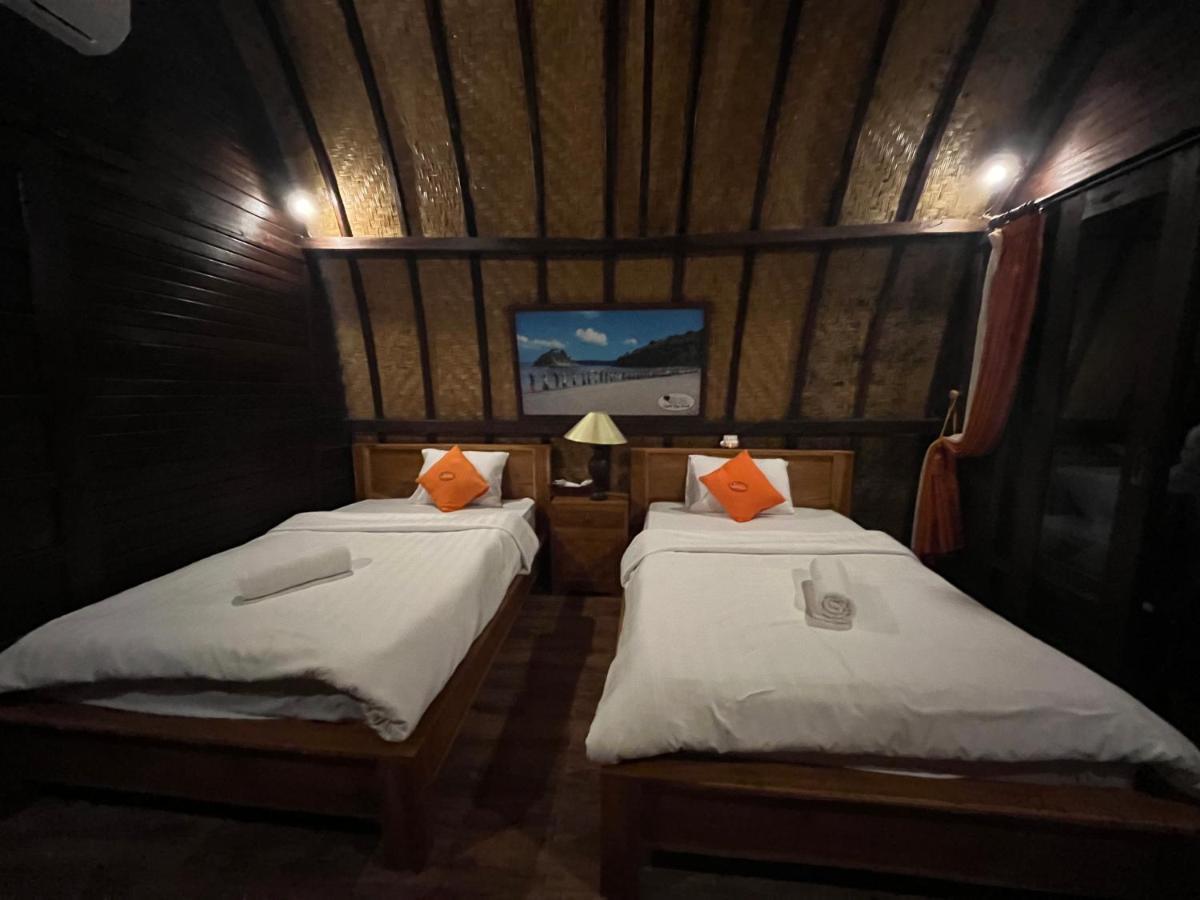 Holy Hills Bungalow Nusa Penida Batumadeg Buitenkant foto