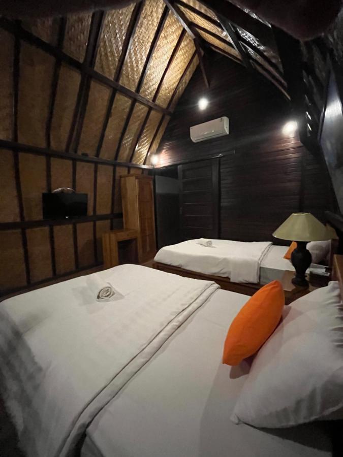 Holy Hills Bungalow Nusa Penida Batumadeg Buitenkant foto