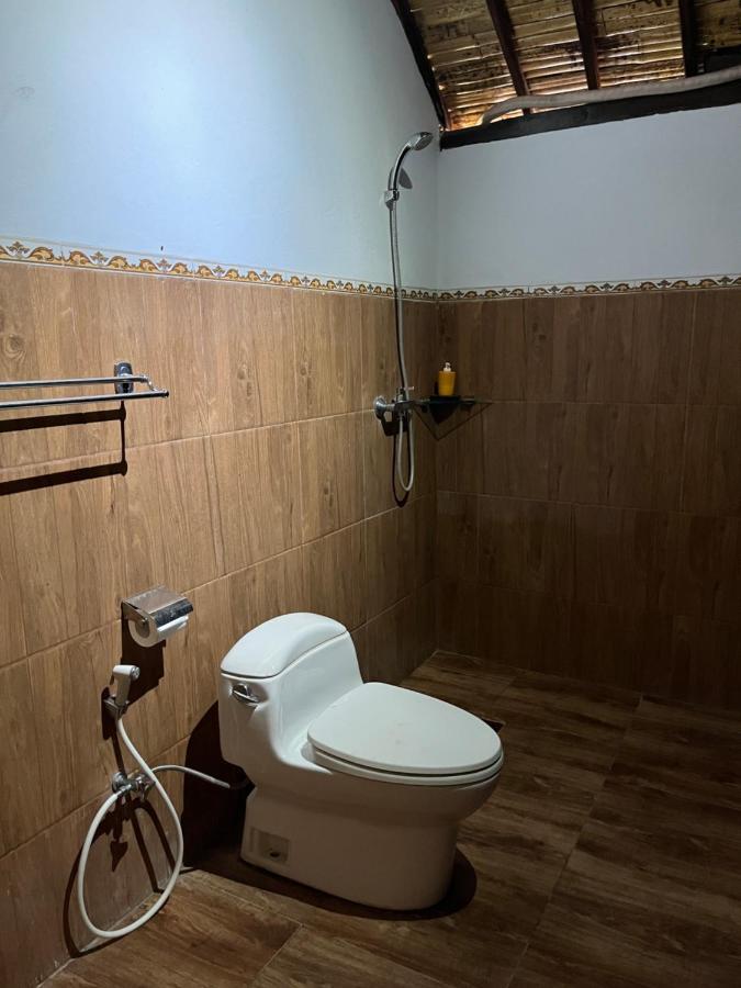 Holy Hills Bungalow Nusa Penida Batumadeg Buitenkant foto